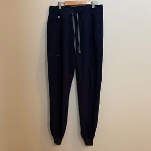 Figs Technical Collection set/top is size XS and bottoms are size S/T